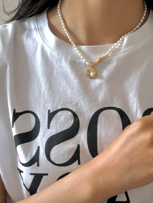 The Undercurrent Pearl Necklace-Mithvie niche designer collection